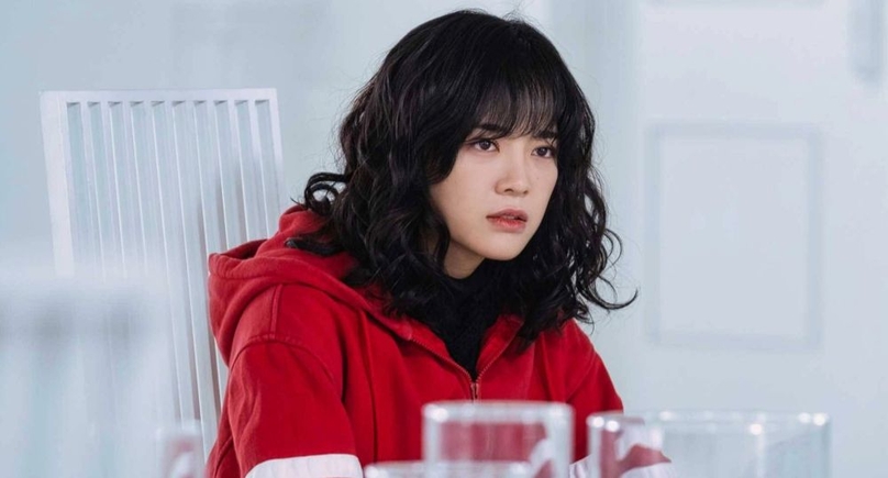 Se Jeong đã có vai nữ chính trong School 2017, I Wanna Hear Your Song trước khi tham gia Nghệ thuật săn quỷ và nấu mì (The Uncanny Counter)