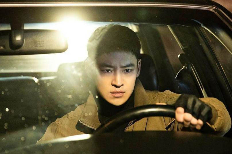 Nam chính của phim là Lee Je Hoon – nam tài tử từng đạt được nhiều đề cử cũng như giải thưởng trong sự nghiệp diễn xuất