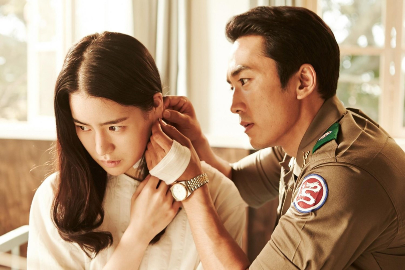 Lim Ji Yeon có vai diễn điện ảnh đầu tiên trong Ám Ảnh Ngoại Tình (2014) đóng cùng tài tử hơn 14 tuổi Song Seung Hun