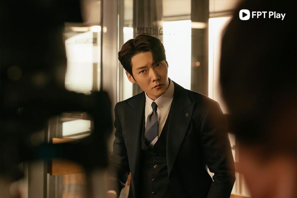 Han Seung Jo (Choi Jin Hyuk) trong Con Số Bí Ẩn (Numbers) đảm nhận nhân vật Seung Jo là con trai Phó Chủ tịch Han Je Kyoon kiêm kế toán viên kỳ cựu của Taeil