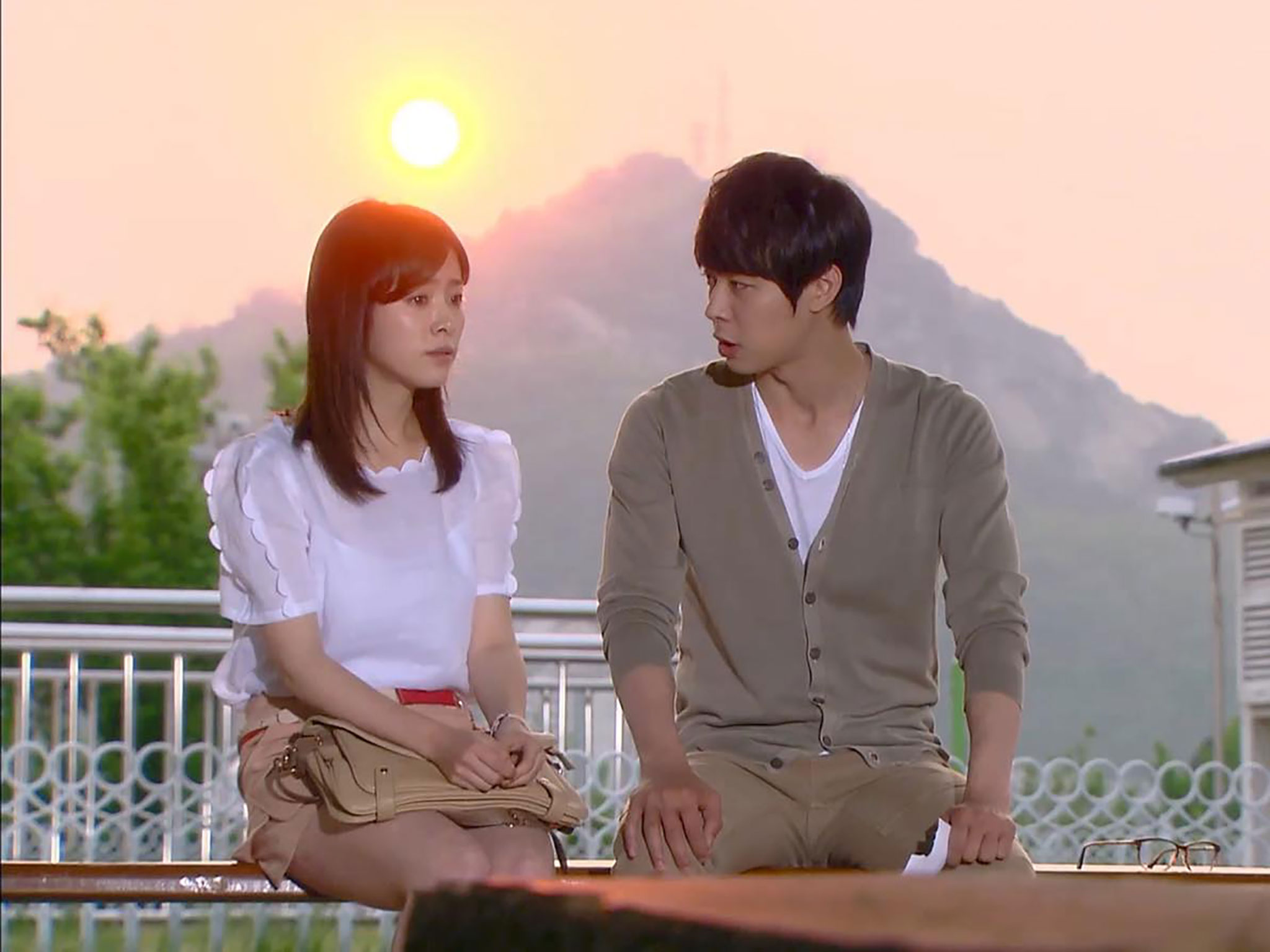 Cặp đôi chính Han Ji Min và Park Yoochun