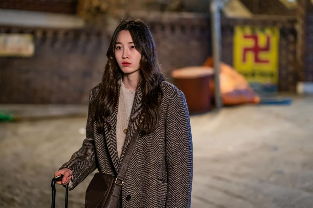 Bạn diễn Won Ji An cũng hóa thân khá trọn vẹn thành cô gái Joo In Hae, một người khá lạnh lùng, độc lập và ghét phải dựa dẫm vào người khác