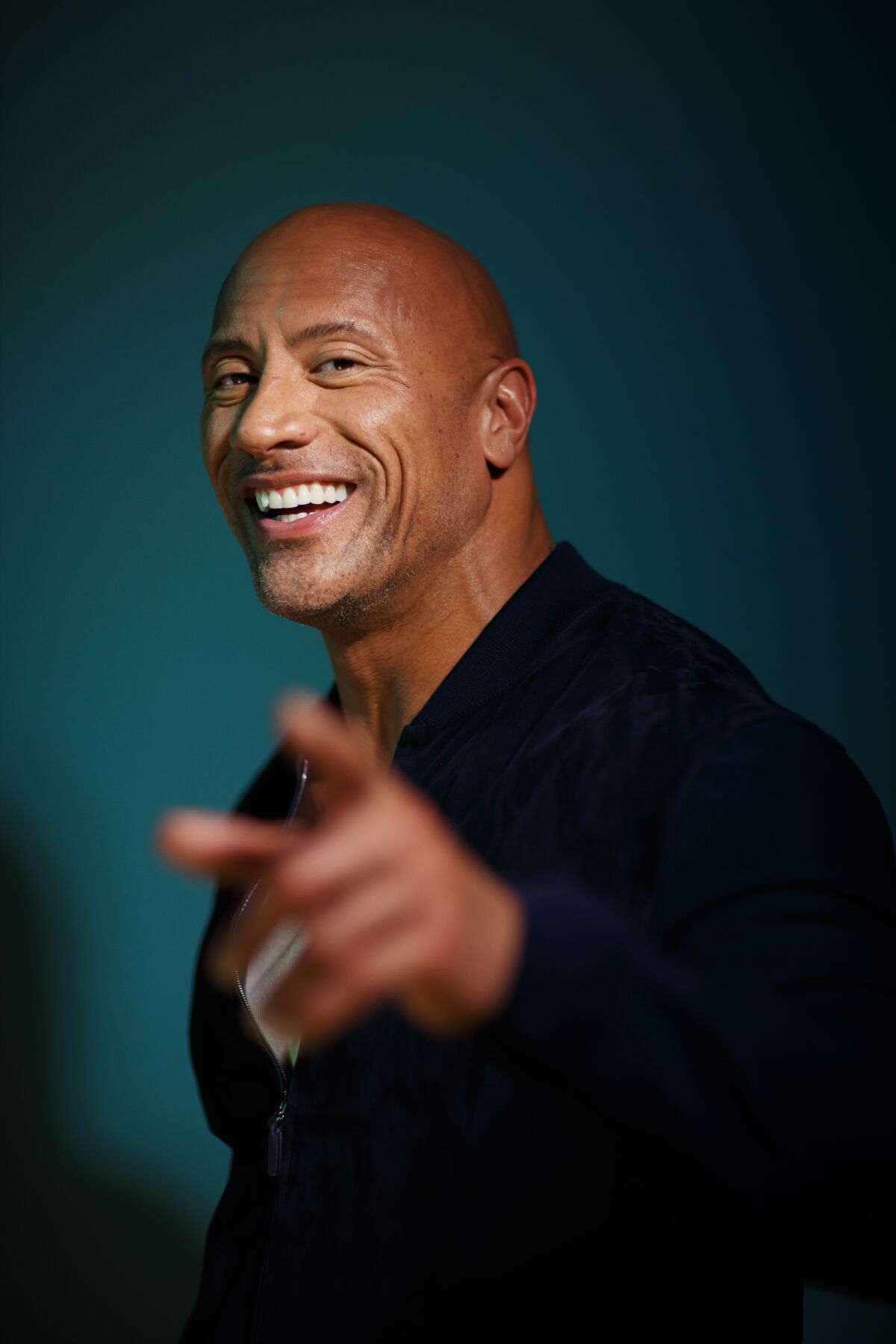 Vào đầu thập niên 2000, ngôi sao Dwayne Johnson đã quyết định bước ra khỏi ánh hào quang của sự nghiệp đô vật để chuyển hướng sang diễn xuất