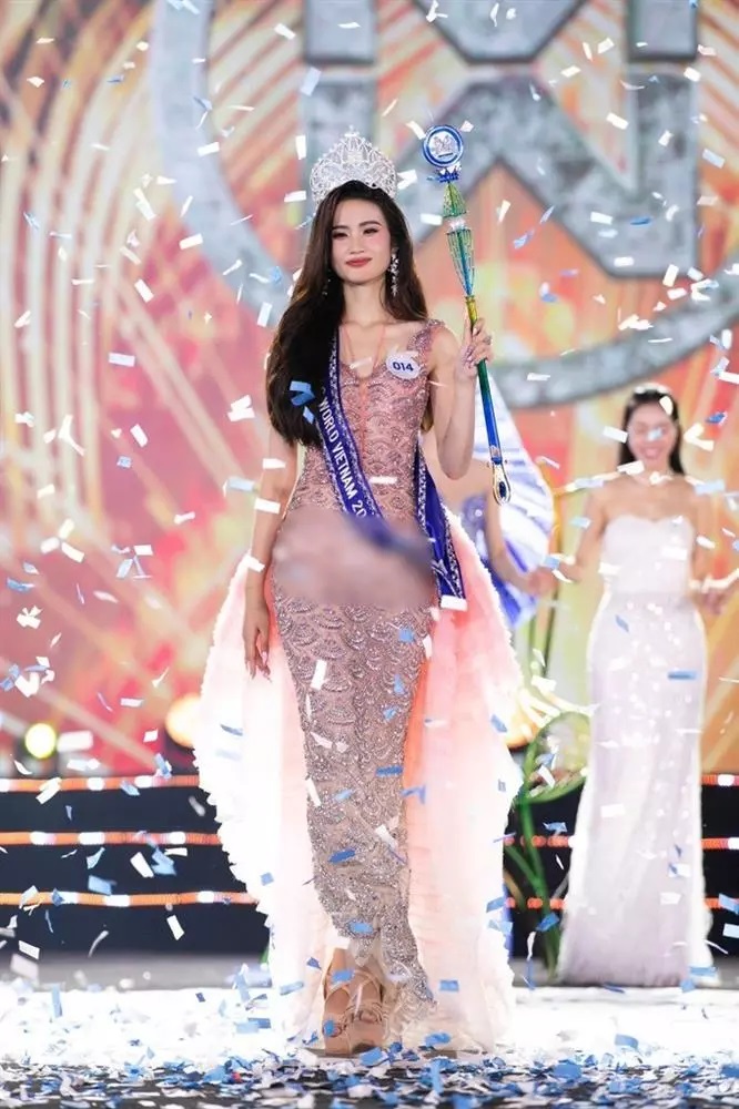 Huỳnh Trần Ý Nhi mới đây đã đăng quang ngôi vị Hoa hậu Thế giới Việt Nam 2023