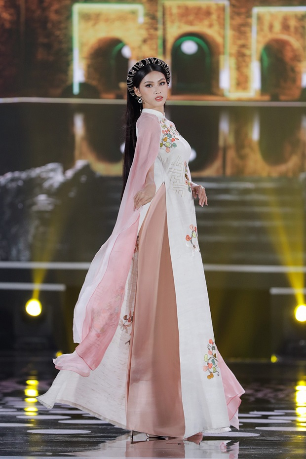 Á hậu 2 Nguyễn Lê Ngọc Thảo (Hoa hậu Việt Nam 2020)