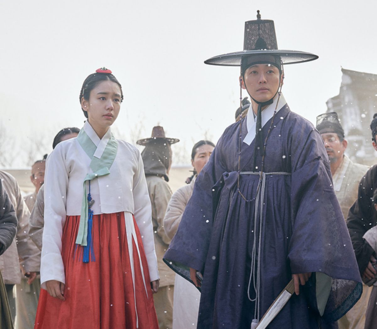 Bộ phim Người Yêu Dấu (My Dearest) mang đến câu chuyện tình yêu giữa thời chiến của nàng tiểu thư xinh đẹp Yoo Gil Chae (Ahn Eun Jin) và người đàn ông tên Lee Jang Hyun (Nam Goong Min)