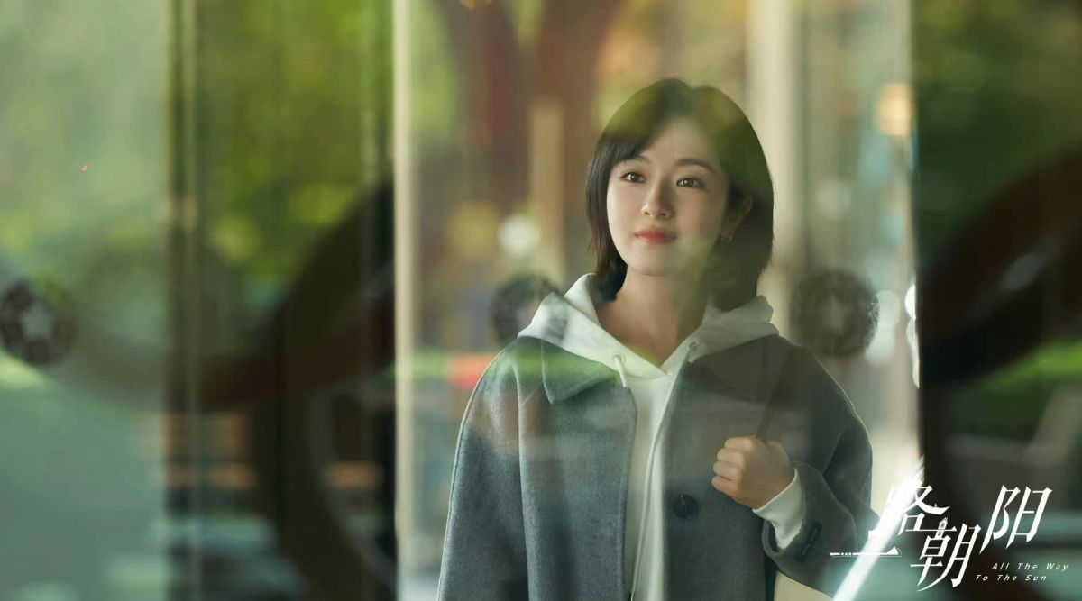 Trong Nhất Lộ Triều Dương, Lý Lan Địch đảm nhận vai diễn Lý Mộ Gia - một cô gái tỉnh lẻ đến Bắc Kinh để phát triển sự nghiệp