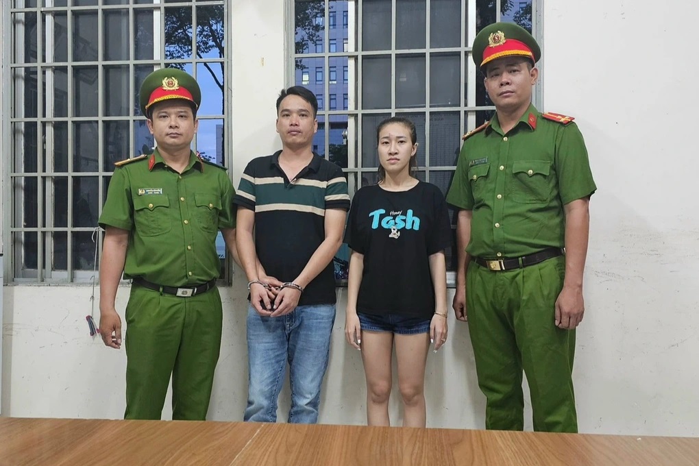 Liêm và Vân Anh tại thời điểm bị cảnh sát bắt giữ (Ảnh: Công an cung cấp).