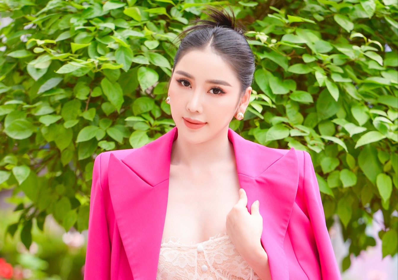 Bí quyết giữ gìn nhan sắc của Hoa hậu Trịnh Thanh Hồng: nói không với rau răm!