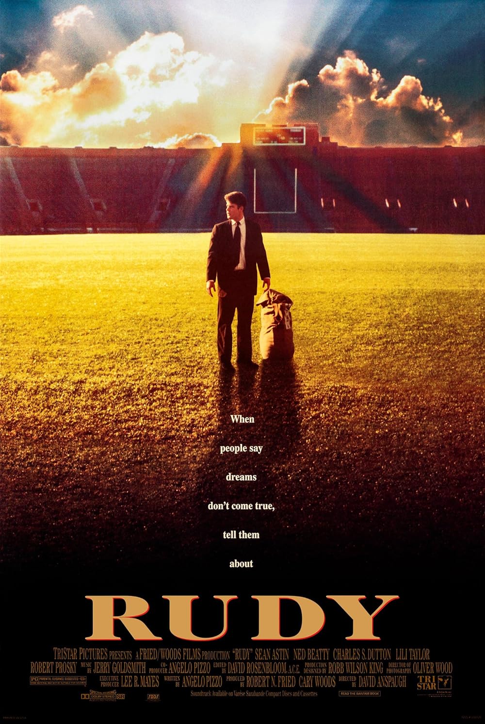 Rudy là phim về sinh viên Mỹ được lấy bối cảnh năm 1993 với sự góp mặt của Sean Austin “Rudy” - người đến từ một thị trấn nhỏ, nơi mà mọi người chỉ bận tâm đến công việc kinh doanh của riêng họ