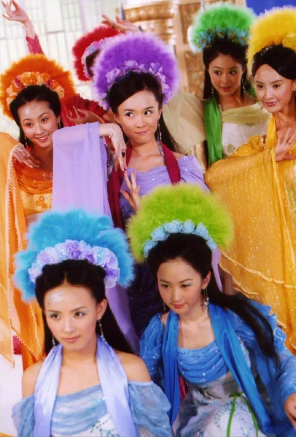 Bộ phim Thất Tiên Nữ được dựng theo truyền thuyết dân gian Trung Quốc, lấy mối tình tiên - phàm của Thất công chúa và Đổng Vĩnh làm trọng tâm