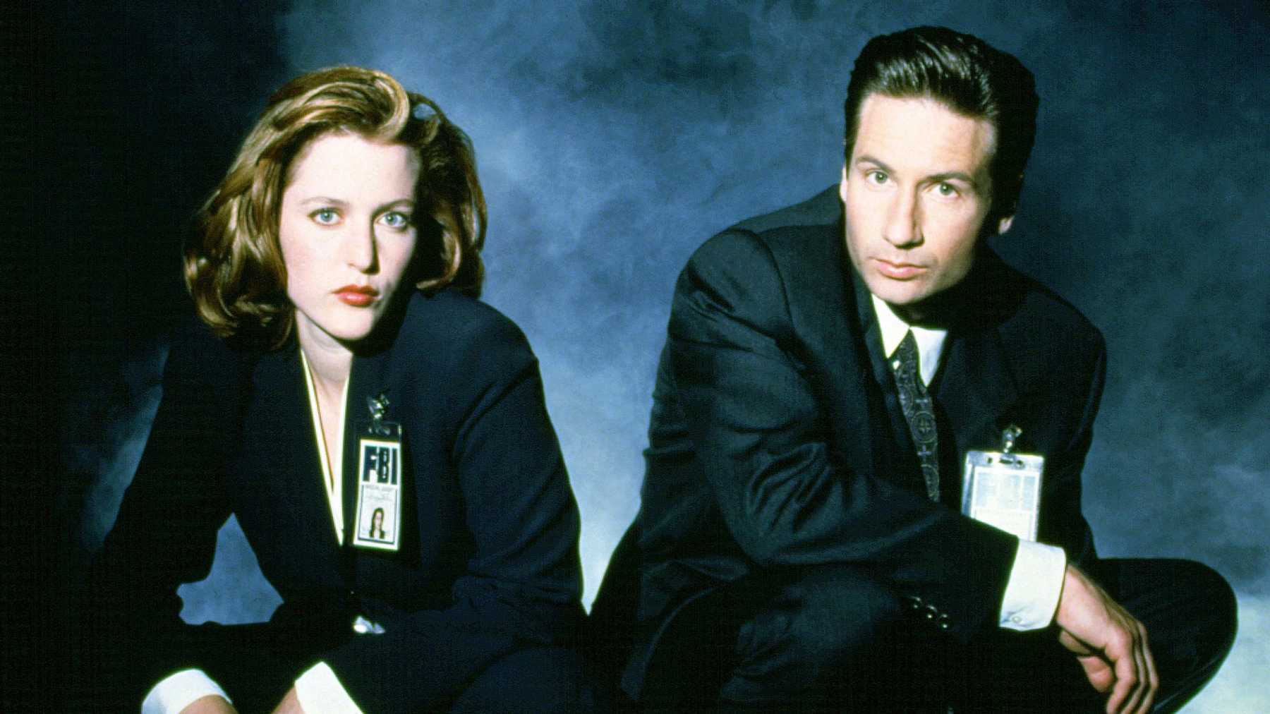 The X Files là một bộ phim truyền hình với mô tuýp khoa học viễn tưởng, lấy bối cảnh vào những năm 90s