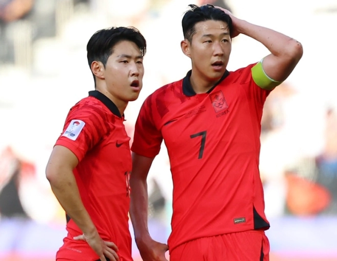 Hai ngôi sao bóng đá hàng đầu Hàn Quốc xảy ra xô xát