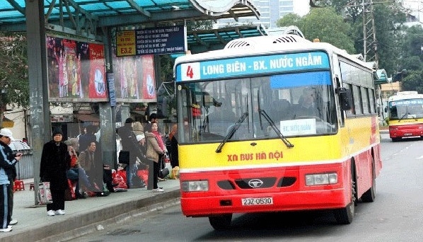 Xe buýt số 04 đến Bến xe Nước Ngầm