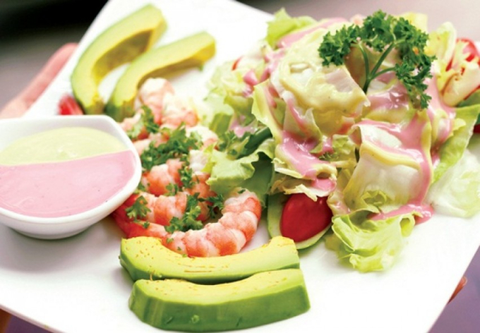Salad tôm trái cây