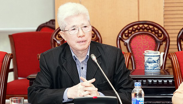 Giáo sư Nguyễn Đình Cử
