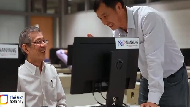 Singapore khuyến khích người lao động lớn tuổi làm việc - Nguồn: Báo điện tử VTV News