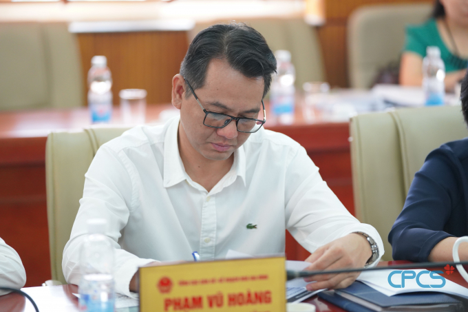 Phó Tổng cục trưởng Tổng cục Dân số - KHHGĐ Phạm Vũ Hoàng