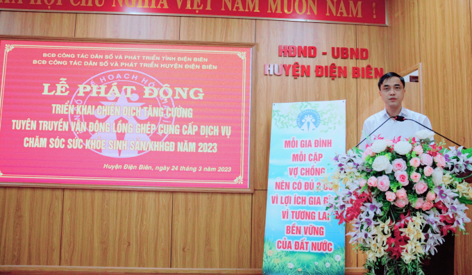 Ông Phạm Văn Mẫn - Phó Giám đốc Sở Y tế tỉnh Điện Biên phát biểu khai mạc.
