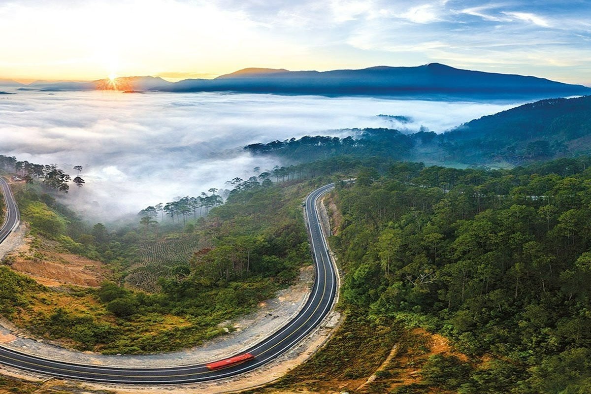 Đèo Ngoạn Mục được biết tới là một trong những đèo núi đẹp nhất Việt Nam