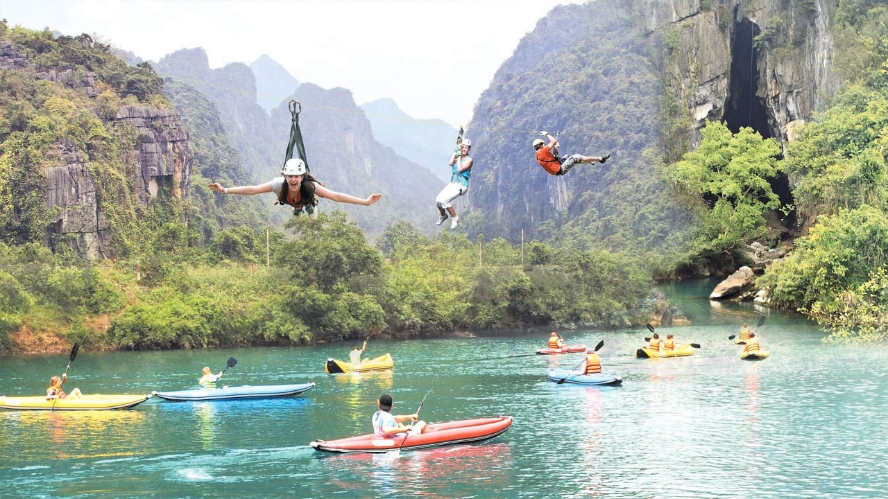 kham-pha-cong-vien-ozo-quang-binh-voi-nhieu-tro-choi-hap-dan-01-1652713103