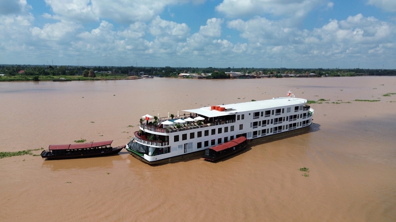 Đánh-thức-tiềm-năng-du-lịch-đường-sông-Vĩnh-Long-2
