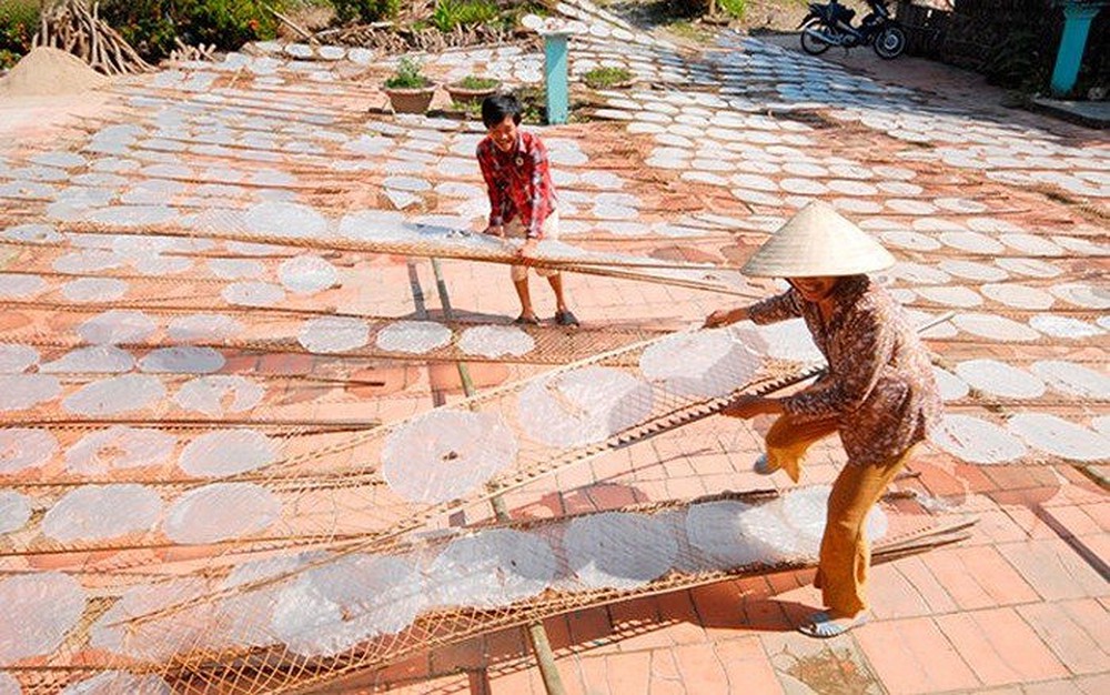 Làng-nghề-bánh-tráng-Hòa-Đa-1