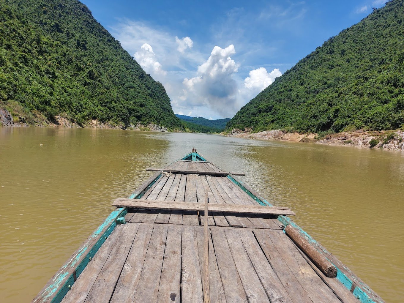 Hòn-Kẽm-Đá-Dừng-Khám-phá-kỳ-quan-thiên-nhiên-nơi-xứ-Quảng-2