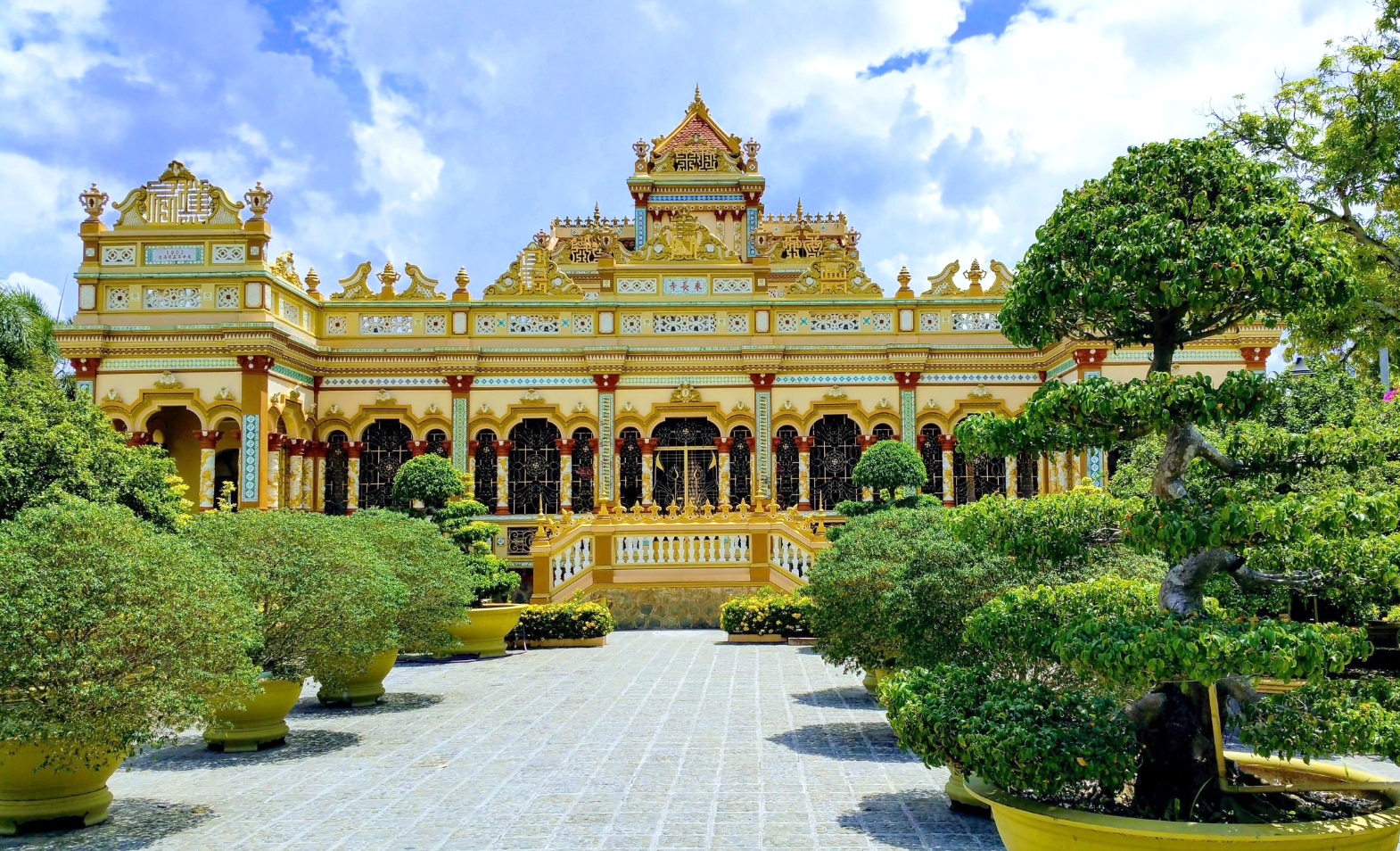 Chùa Vĩnh Tràng Tiền Giang