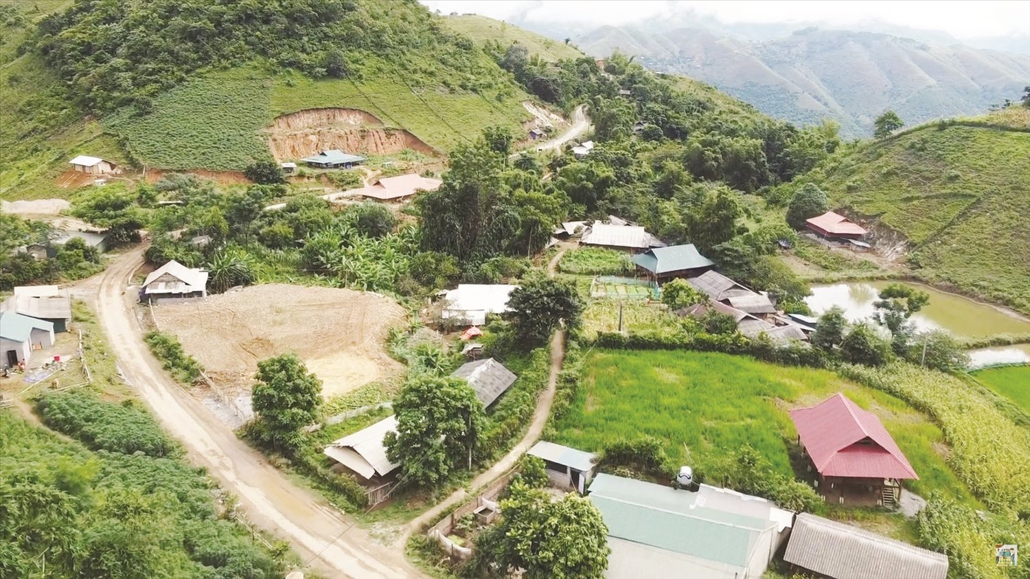 Bản Hồng Ngài Sơn La-3