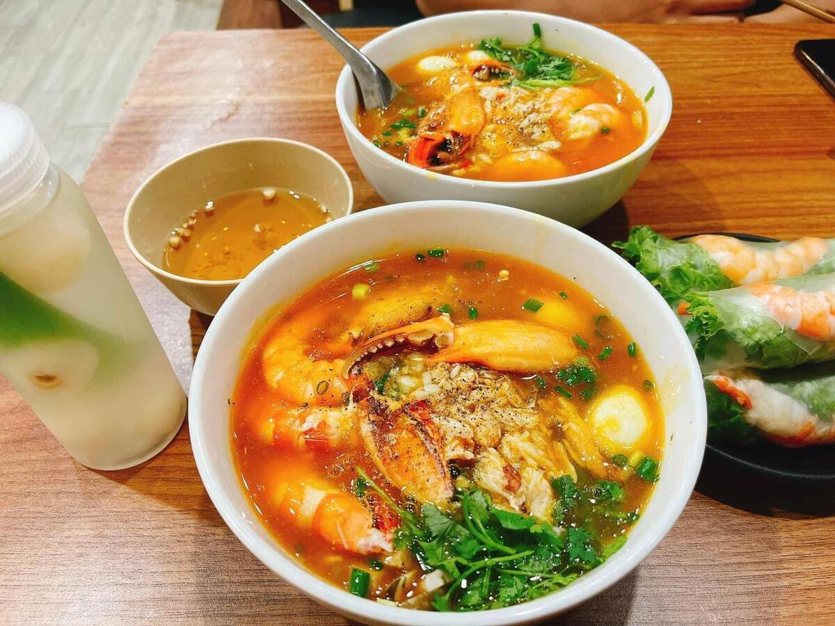 banh-canh-hoi-an-3