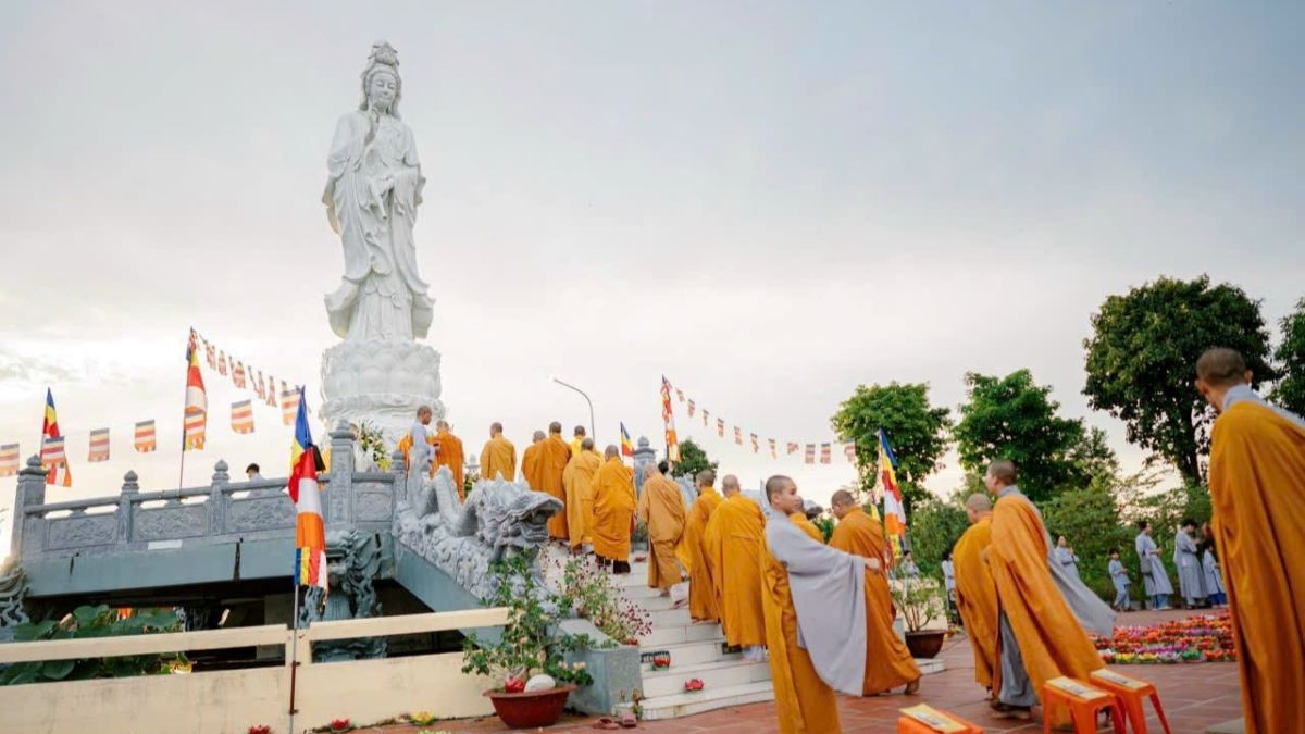 Thiền viện Trúc Lâm Sóc Trăng - Chốn an yên giữa miền sông nước - ảnh 5