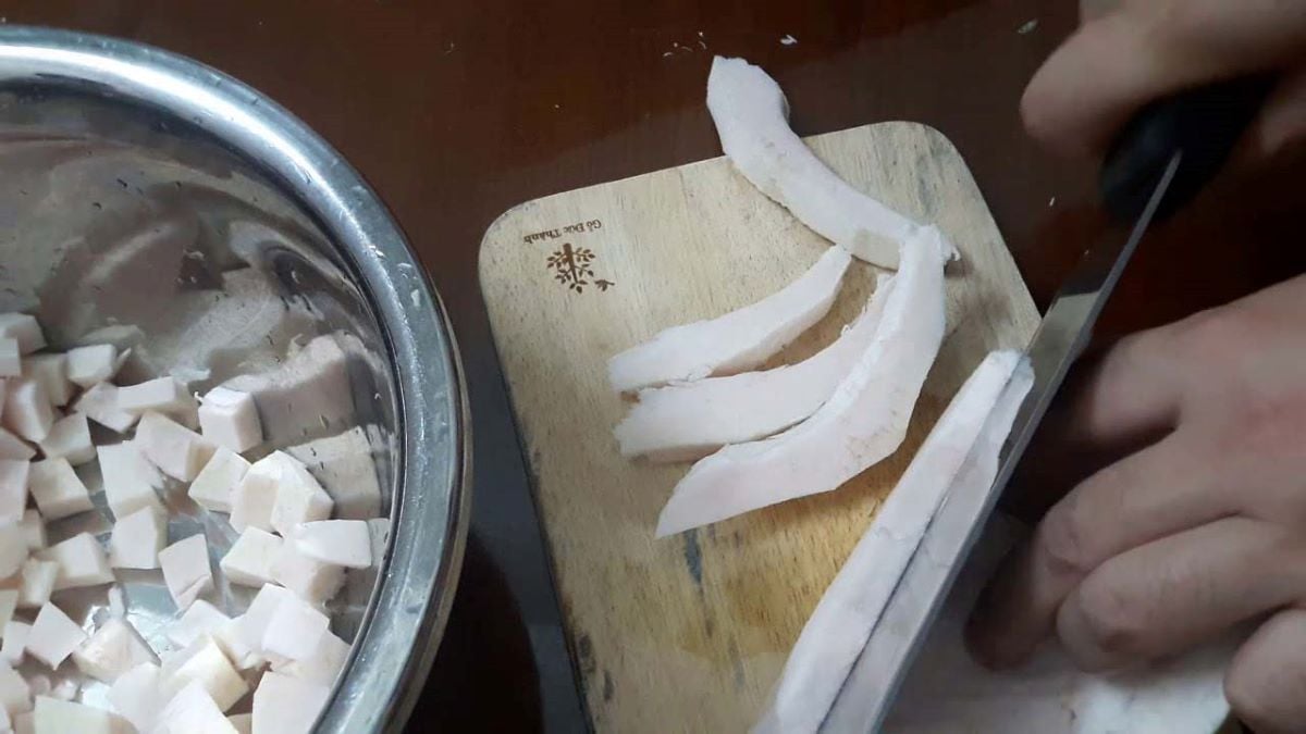Nem bưởi Tây Ninh: Đặc sản độc lạ bậc nhất của 'miền đất thiêng' - ảnh 2
