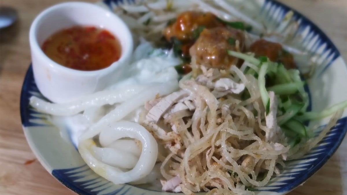 Bánh tằm bì Cần Thơ: Món ngon miền Tây làm say lòng thực khách - ảnh 2