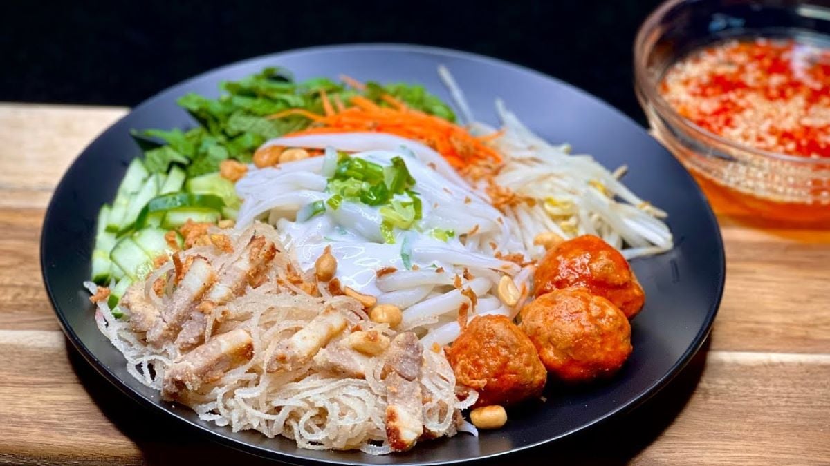 Bánh tằm bì Cần Thơ: Món ngon miền Tây làm say lòng thực khách - ảnh 4