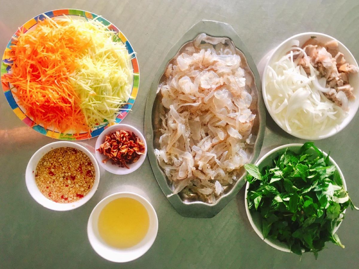 Gỏi sứa đầm Ô Loan: Đặc sản tươi ngon khó cưỡng của Phú Yên - ảnh 2
