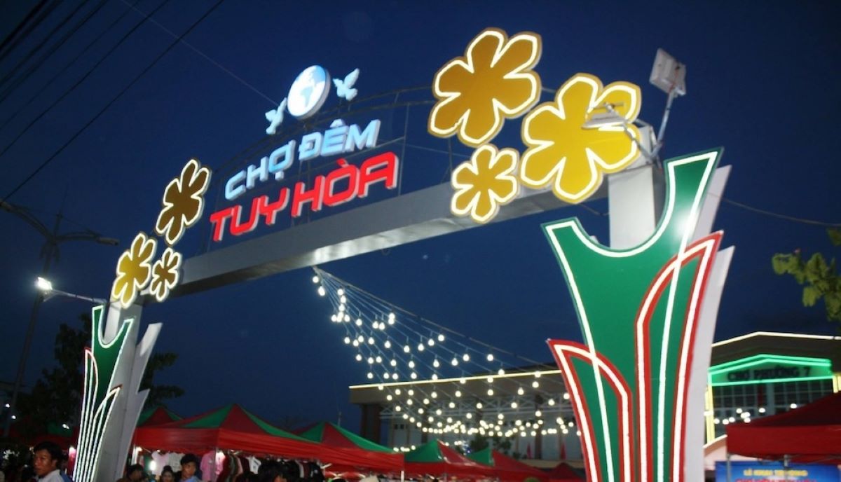Trải nghiệm Phú Yên về đêm: Nét quyến rũ của thành phố biển - ảnh 1