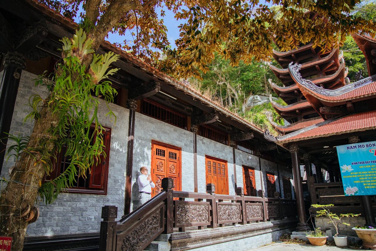 Chùa núi Tà Cú: Vẻ đẹp linh thiêng giữa núi rừng Bình Thuận - ảnh 4