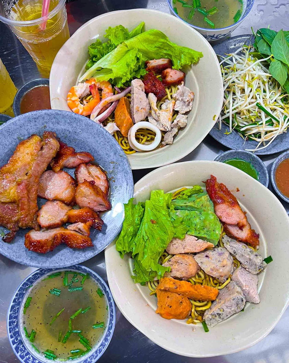 Thưởng thức mì sụa Sóc Trăng - Sợi mì 'may mắn' trong tín ngưỡng người Hoa - ảnh 3