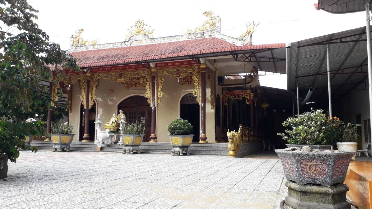 Tham quan chùa Phổ Minh: Ngôi cổ tự hơn 100 năm tuổi linh thiêng bậc nhất Hậu Giang - ảnh 4