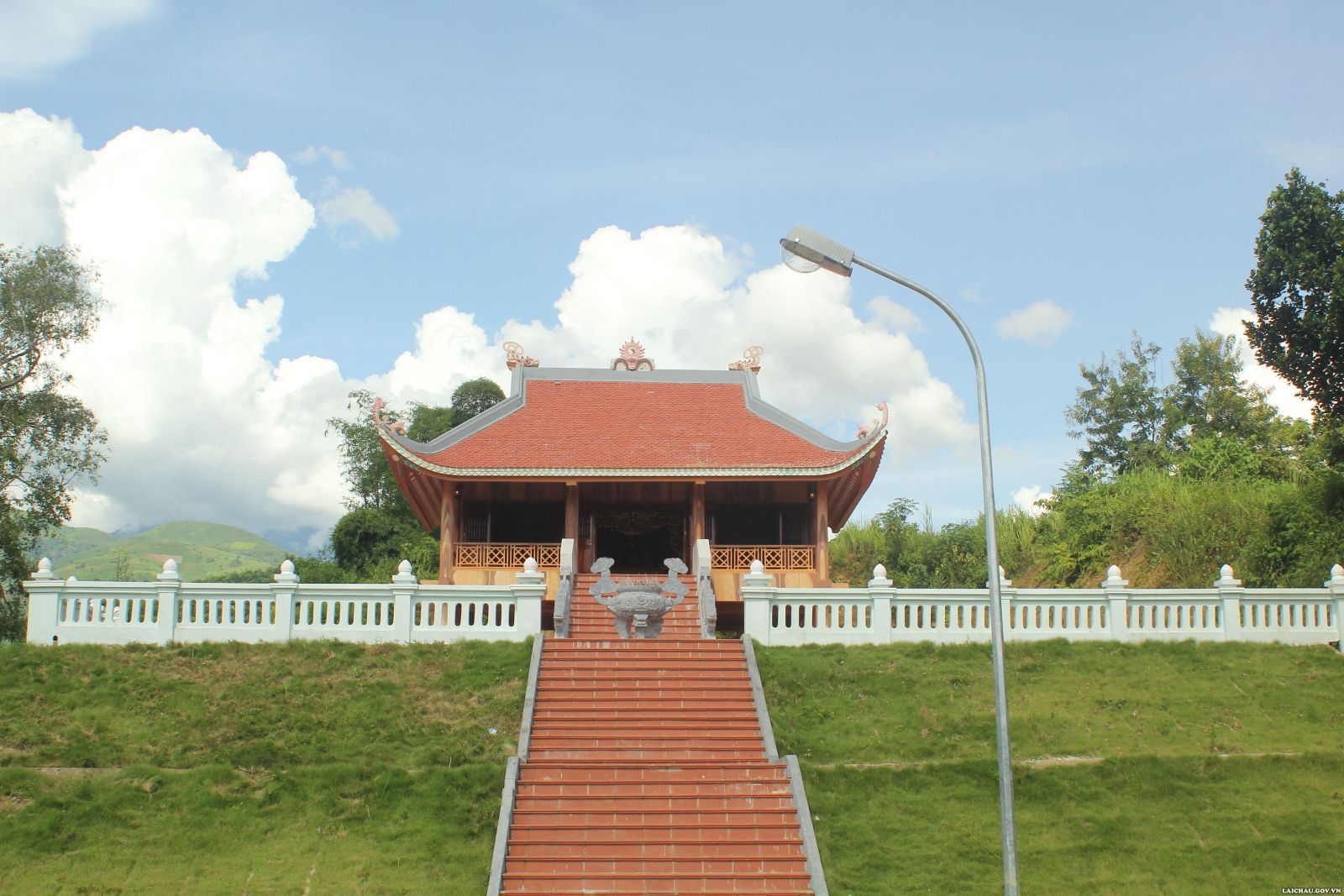 Đền thờ Nàng Han Sơn La