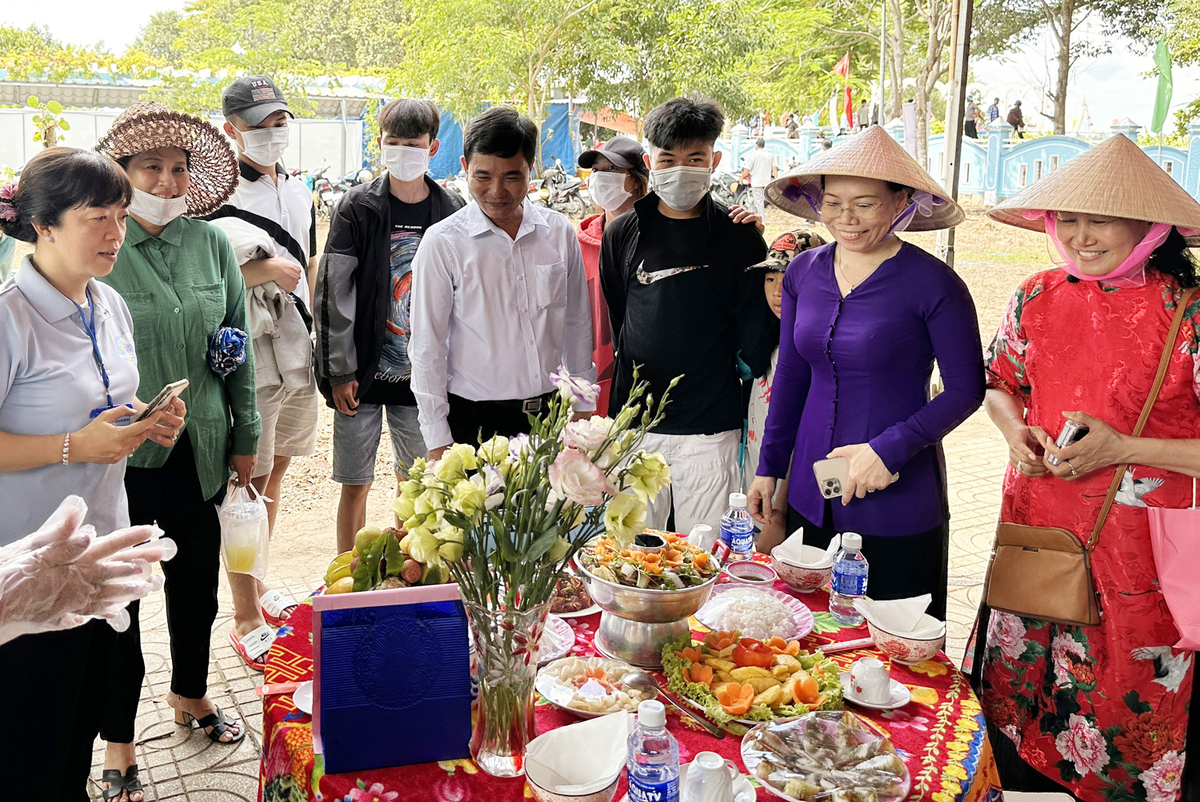 Hoà mình vào lễ hội sông nước miệt vườn - Bức tranh văn hoá sống động của Sóc Trăng - ảnh 4