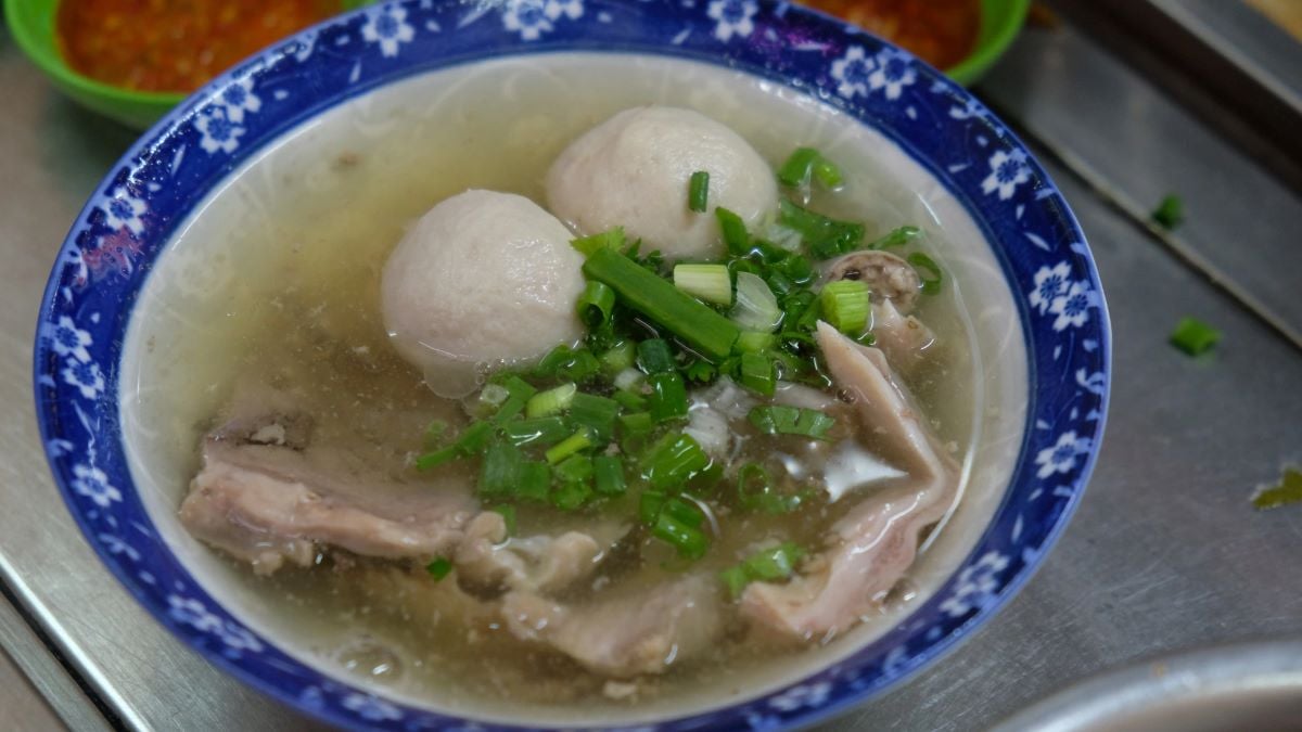 Hủ tiếu cá Triều Châu - Món ăn nhất định phải thử khi đến Sóc Trăng - ảnh 1