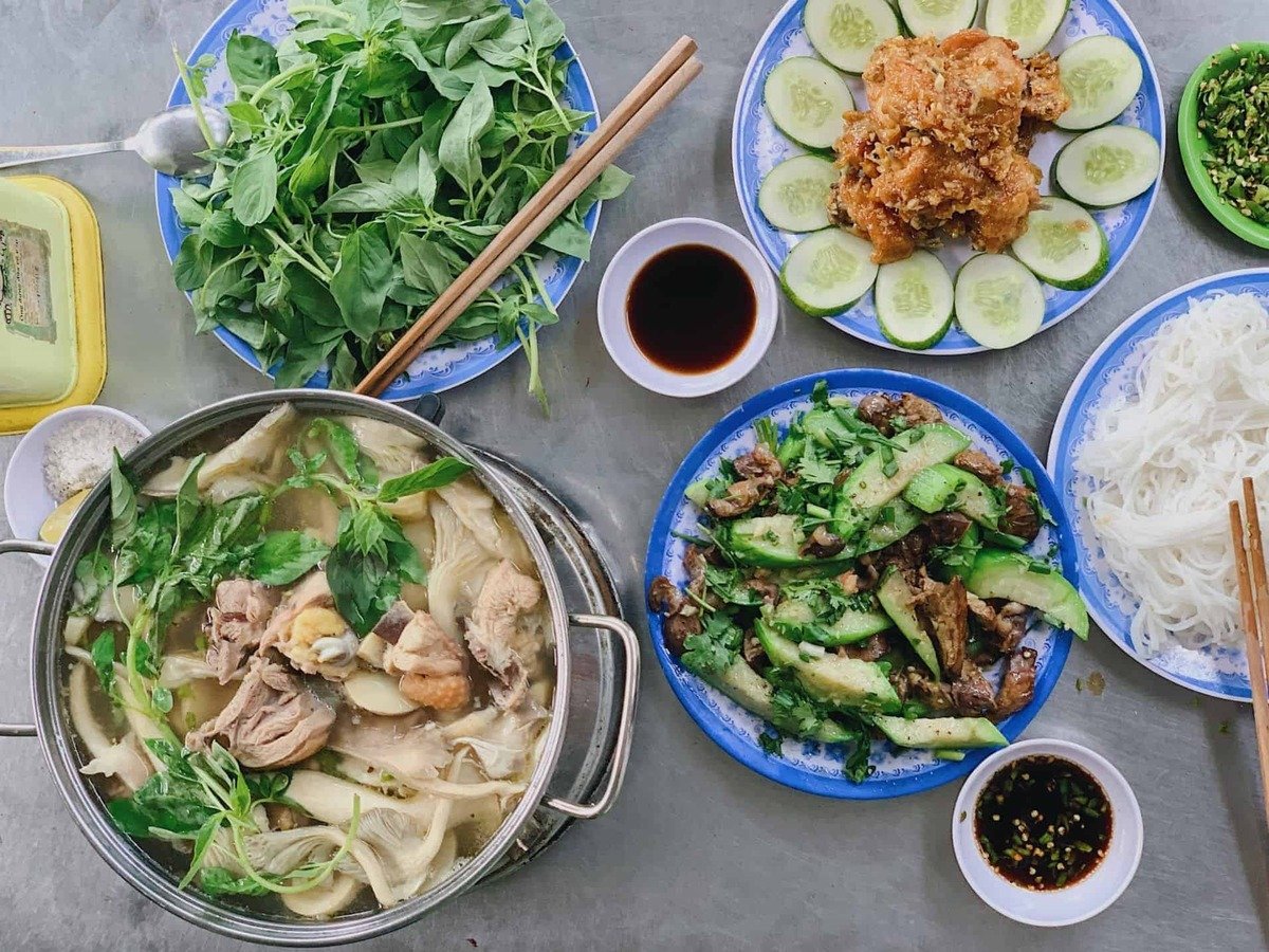 Top quán lẩu gà lá é Phú Yên ngon chuẩn vị, ăn là mê - ảnh 5