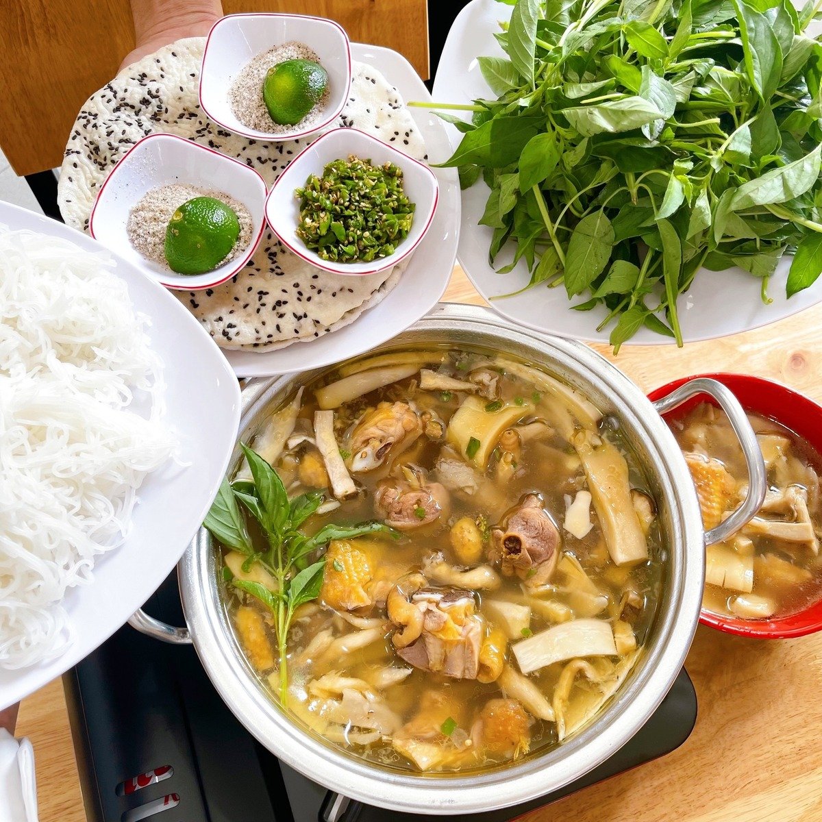 Top quán lẩu gà lá é Phú Yên ngon chuẩn vị, ăn là mê - ảnh 7