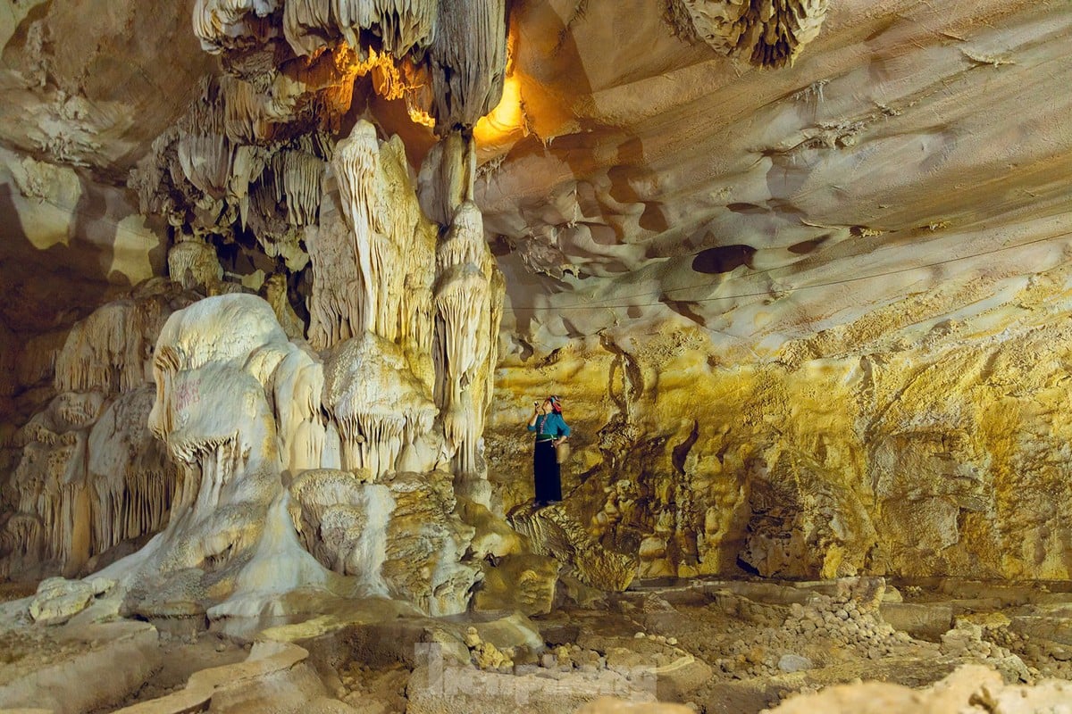 Kỳ bí hang Chi Đảy Sơn La-2