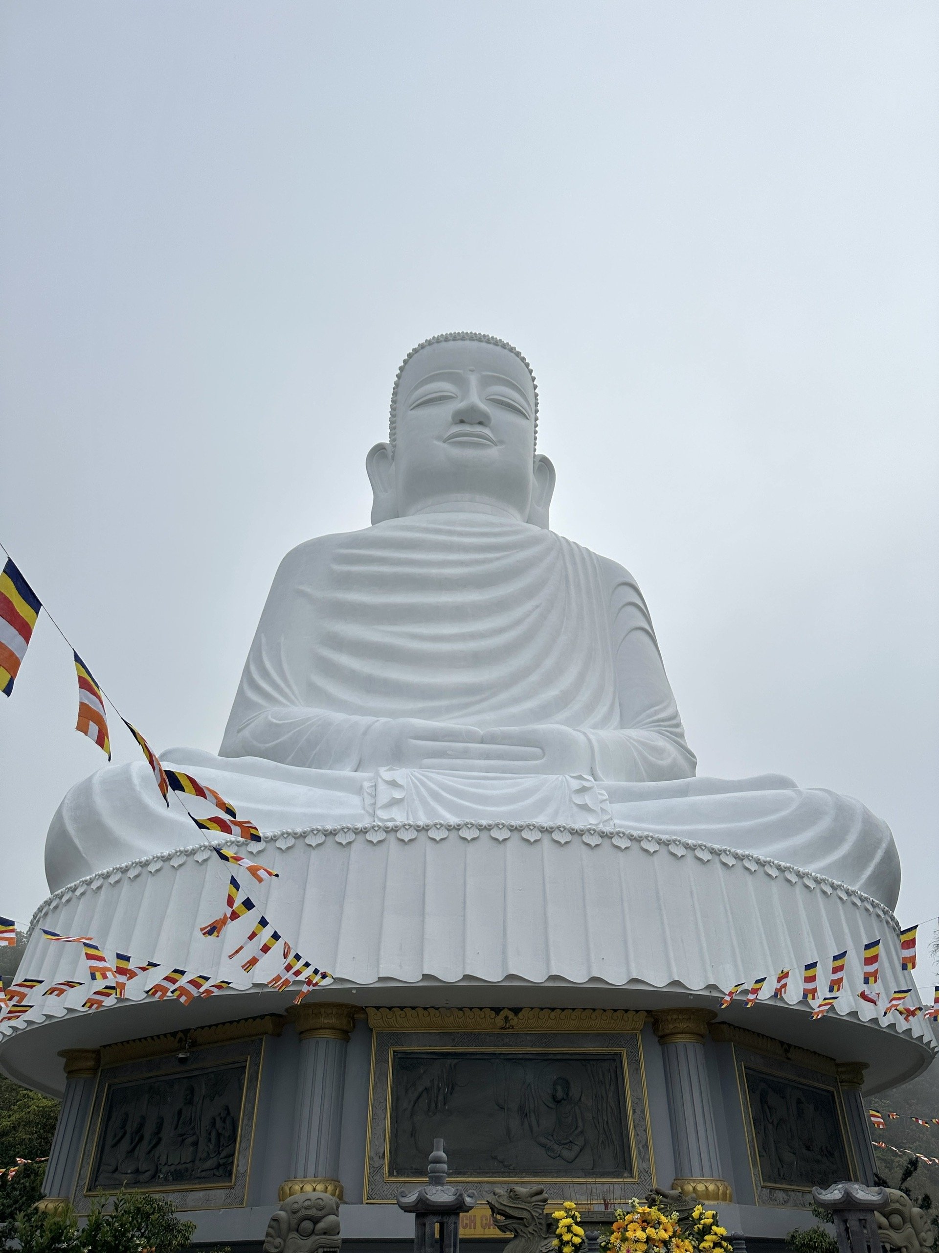 Chùa Linh Ứng Bà Nà Hills-1
