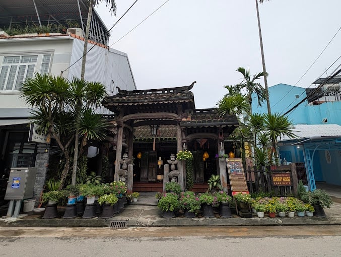 nha-co-thai-phien