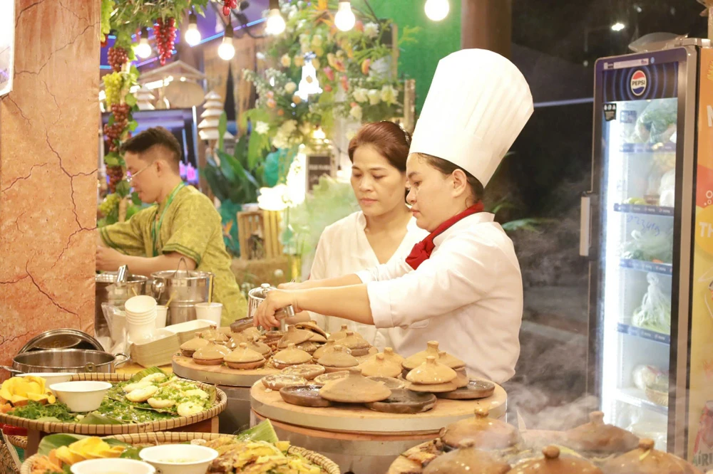 Tinh hoa ẩm thực Việt Kho báu vô giá của ngành du lịch-1
