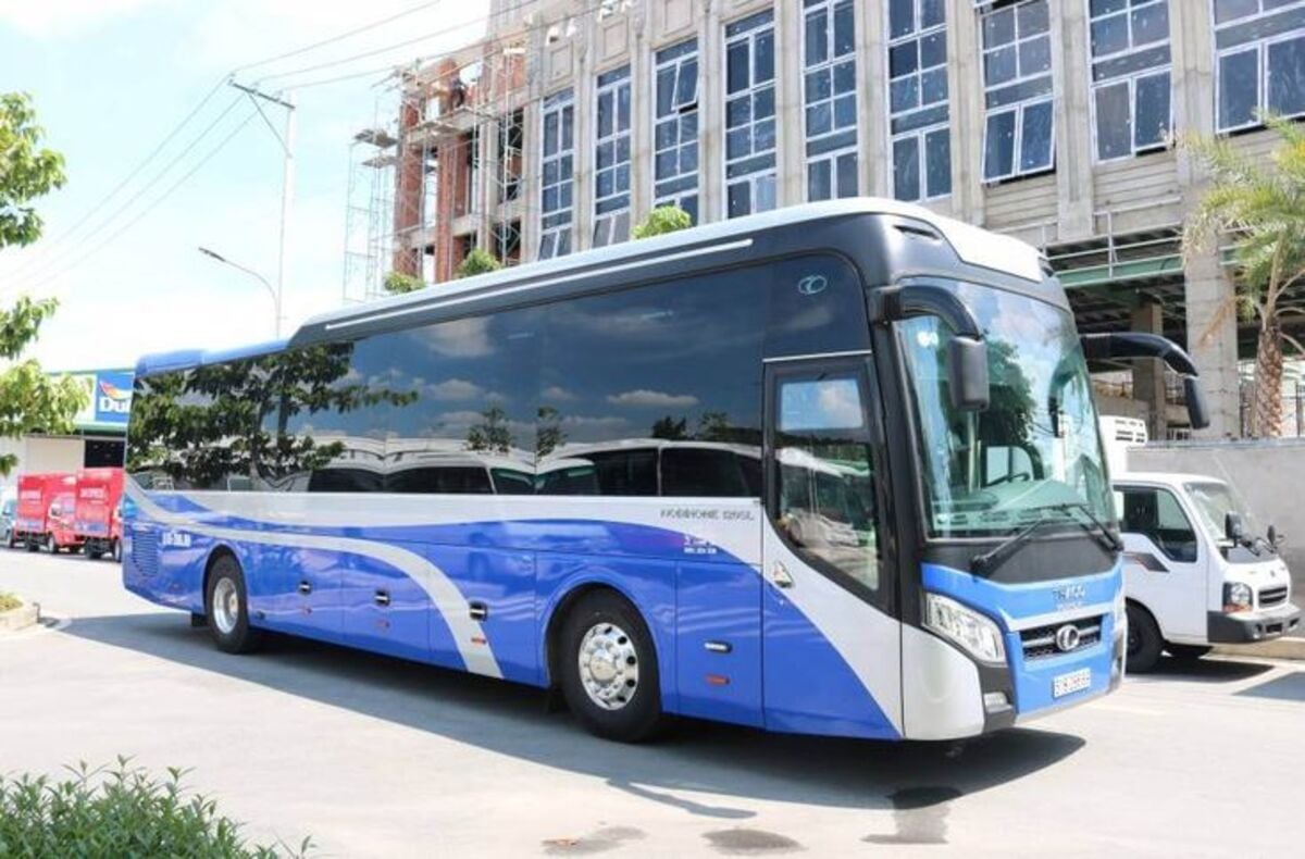 xe-khach-ha-noi-phan-thiet-1